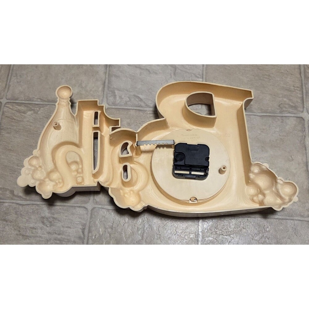 Vintage 1980s Burwood Products Bath Wall Clock Cream Hard Plastic WORKS USA - Picture 2 of 4